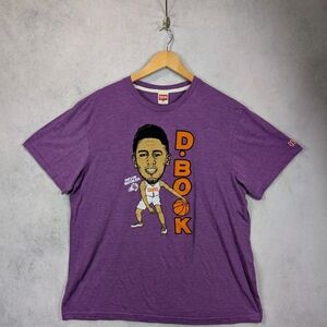 Homage Devin Booker D-Book Caricature T-Shirt Men’s Size XL Purple Suns